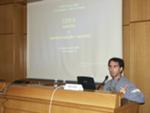 Maurizio durante la sua conferenza